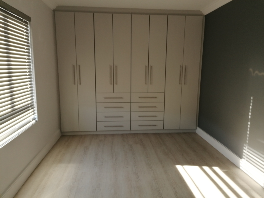 To Let 3 Bedroom Property for Rent in Langeberg Heights Western Cape